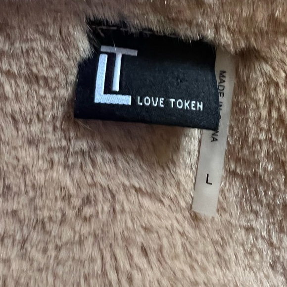 Love Token carmel faux fur and fur coat - Picture 8 of 9